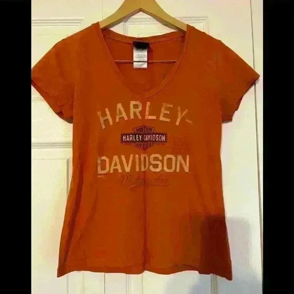 EUC Vintage Harley Davidson logo from Milwaukee Women’s Top Size Large. - Picture 1 of 2